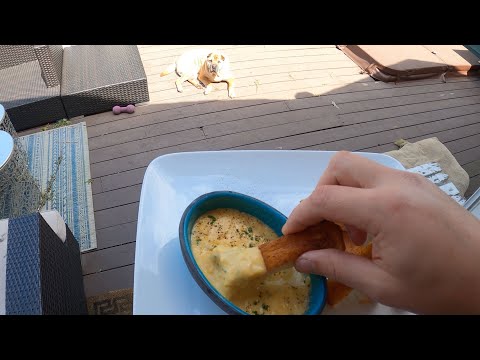 POV Extra-Creamy Scrambled Eggs (without crème fraîche)