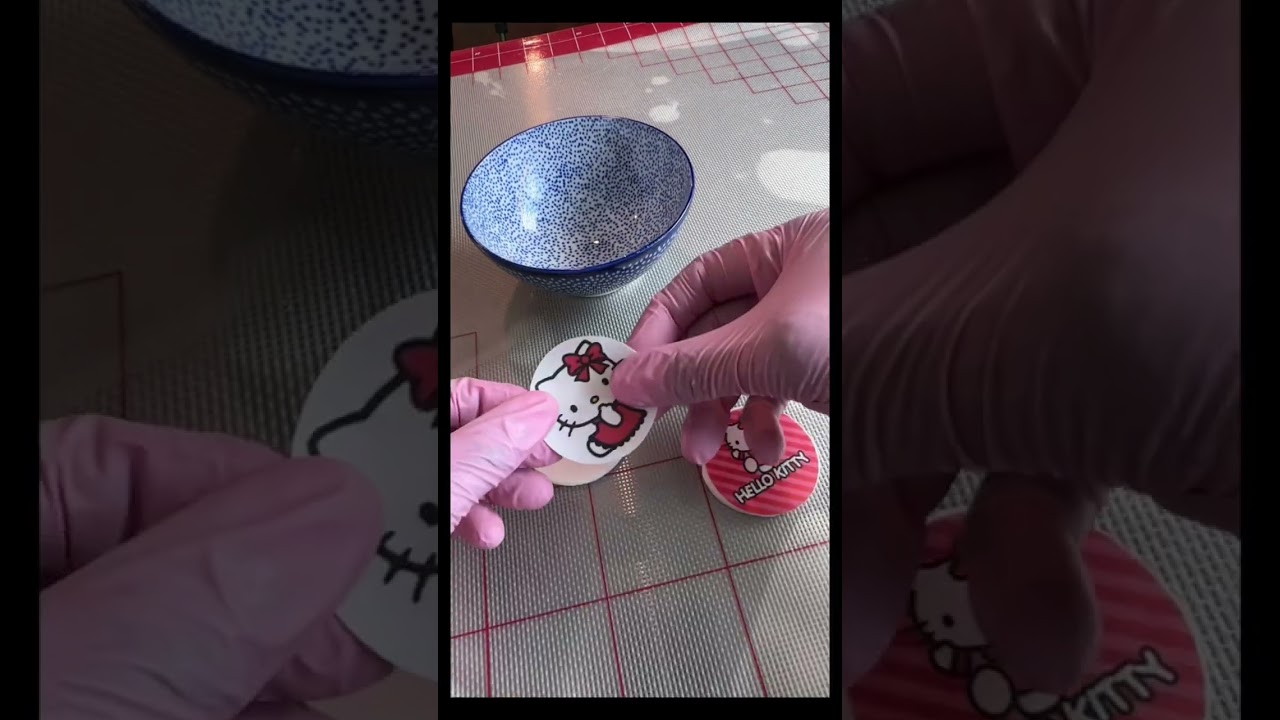 DIY Hello Kitty Cupcake Toppers | Edible Image + Fondant Tutorial #sweetcupcake #cakedecorating