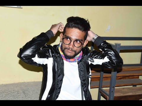 Zuber Ali Ye Kon aa g...