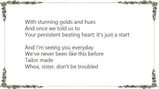 Colbie Caillat - Tailor Made Lyrics