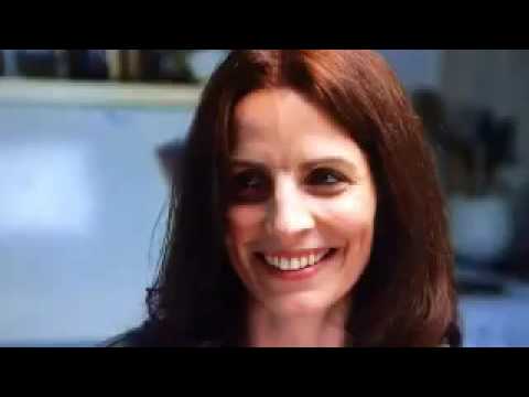 x      Danny Dyer discovers he is related to royalty