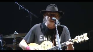 Neil Young - Alabama (Live at the O2 Greenwich London 11/06/2016)