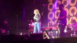 Sheryl Crow   Glasgow  100 miles from memphis