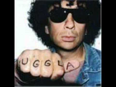 Videoclip de 1:a gången — Magnus Uggla