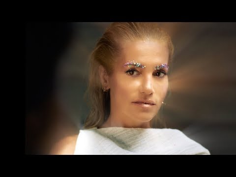 Dara Rolins - Sestry ft. Laris Diam |Official Video|