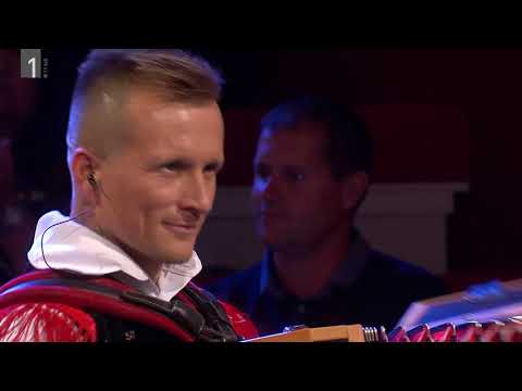 Ansambel Banovšek - Rženova Tinka (V petek zvečer)