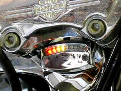 Kuryakyn LED Battery Gauge - Installation / How to (7 of 10)