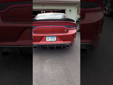 Charger Scat Pack w/ Stainless works longtube headers and mid muffler delete. Cold start + idle