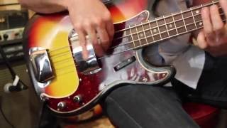 Video thumbnail for 1966 Fender Precision Bass - Andy Baxter Bass, London by Andy Baxter Bass & Guitars