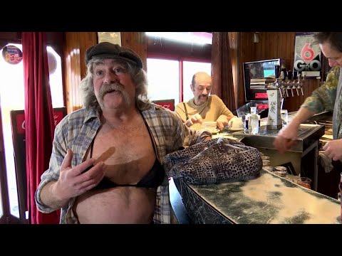 Être transgenre à la fin - Groland