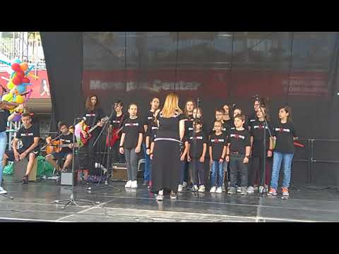 Kraljevski Apartman - Ruka Pravde RocHoir kids