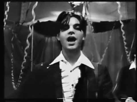 Don't Cry Mother video