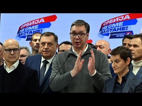 شاهد الرئيس الصربي يعلن فوز حزبه في الانتخابات البرلمانية