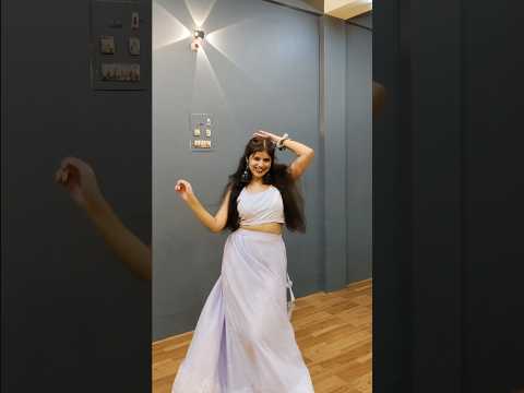 Aaja Nachle Title Song | Madhuri Dixit | Sunidhi Chauhan | Salim–Sulaiman, Piyush Mishra | Full Song