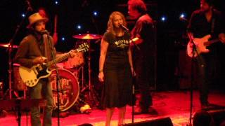 TRIGGER HIPPY "Nothing New (new song)" 7-29-14 Infinity Hall Norfolk CT Jackie Greene Joan Osborne