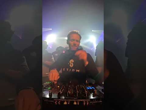 Playing my track ‘Run Away’ (smack remix) at the club🔥🔥🔥 #edm #dj #djset #dancemusic #electronic