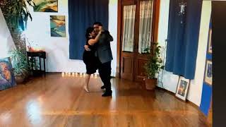 Video thumbnail for Stella Báez & Ernesto Balmaceda bailan ‘La vida es corta’💃🏻🕺🏻7/18/201