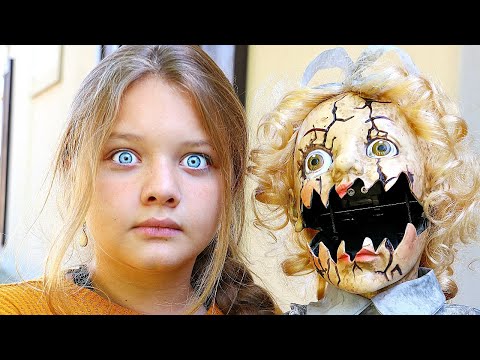 Abandoned Annie Controls Aubrey! Something is Wrong With Her! CREEPY DOLL COMES TO LIFE!
