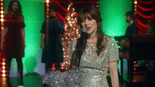 Download lagu She & Him - Holiday (Performance) mp3 Download lagu She & Him - Holiday (Performance) mp3