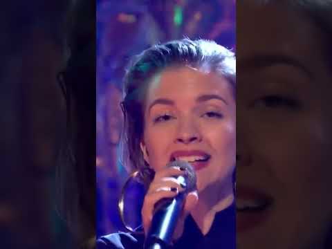 Alan Walker ft. Tove Styrke - Faded (Live Top Of The Pops New Year 31Dec 2016 BBC)@iste_oyle
