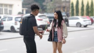 anh chàng vụng về - Clumsy guy prank