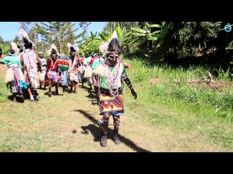 Mariene Traditional Dancers - Arabamba Mwarone - The Singing Wells proejct
