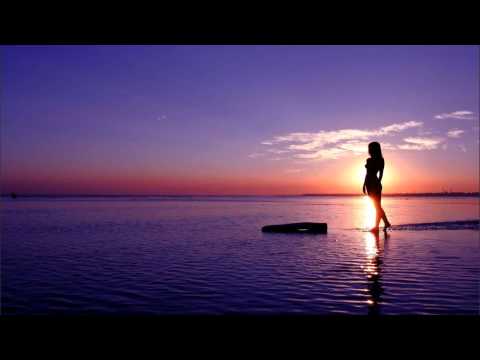 Tom Colontonio feat. Michele Karmin - Colours of a Tear (Suncatcher Remix) [HD]