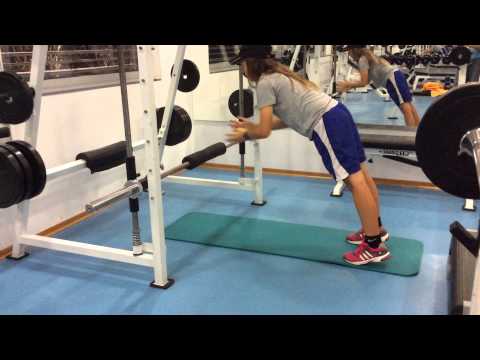 Sklece s ploskom tenis pliometrija (Pia Lovrič)