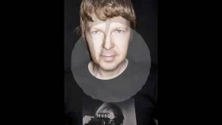 The Vagabond Presents the 2011 Sunset Cruise with John Digweed [Justice Remix]