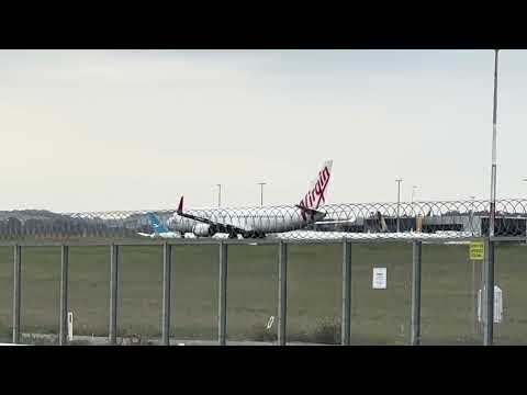 Virgin Australia 737-8FE VH-YIE, VA195 11.11am takeoff MEL to NAN, 18 December 2023
