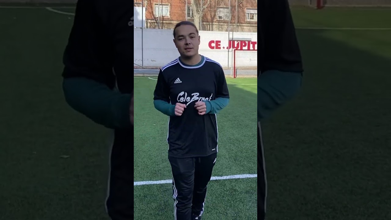 Juega al fútbol en Júpiter - Barcelona