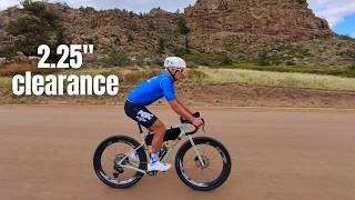 The future of gravel: Ari Shafer with 55mm Schwalbe G-Ones / first look