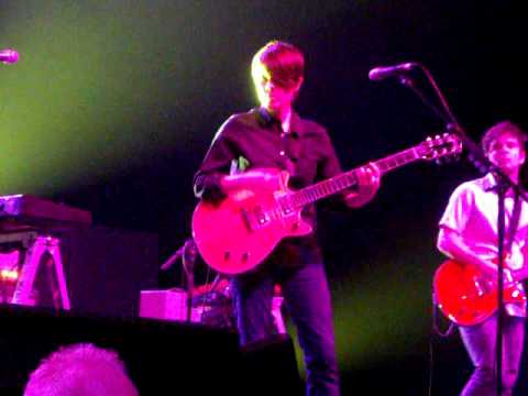 Tegan and Sara-"I Bet It Stung" Victoria 12/21