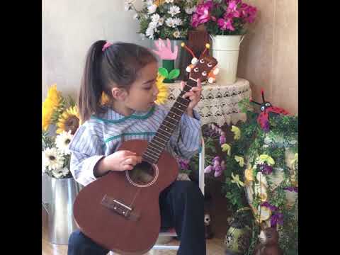3endi Bisi عندي بيسي By 3 years 10 months old Dzovag - Ukulele