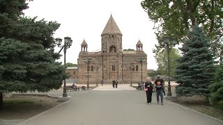 Մյուռոնօրհնության և Ս. Էջմիածնի մայր տաճարի վերաօծման արարողությունների օրակարգը քննարկվում է