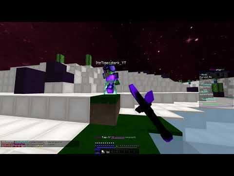 questo server minecraft non banna gli hacker *pericoloso*