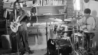 Muerte chiquita - Miedo y asco en las venas