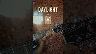 Daylight Guitar tutorial# #beginnerguitartutorial #easyguitar #guitarshort
