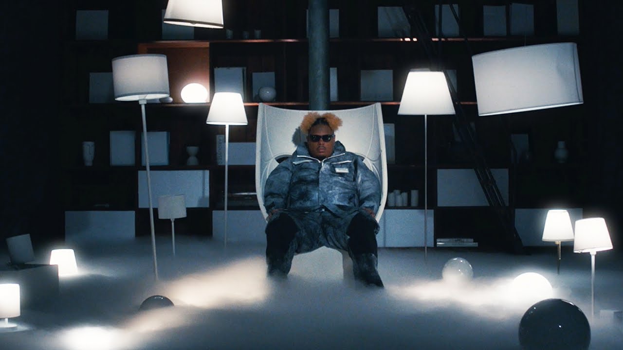 Naza le Gros Bébé du rap français en “Folie“ dans son nouveau clip