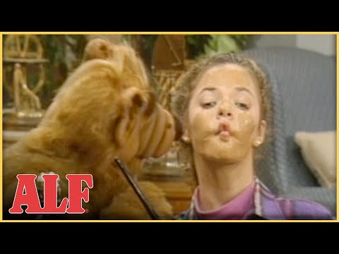 Would You Let ALF Do Your Makeup? | S1 Ep5 Clip