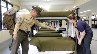 Military Veterans Social Media Veteran Humor PTSD Tips News US Marine Drill Instructor Teaches Reporter How To Make A Bed