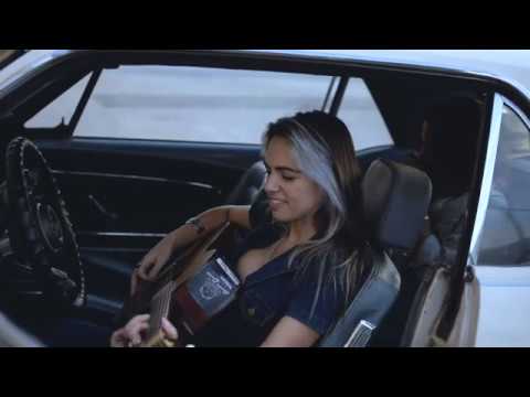 Ari Tibi  - 'End of the World' (Breedlove Guitars)