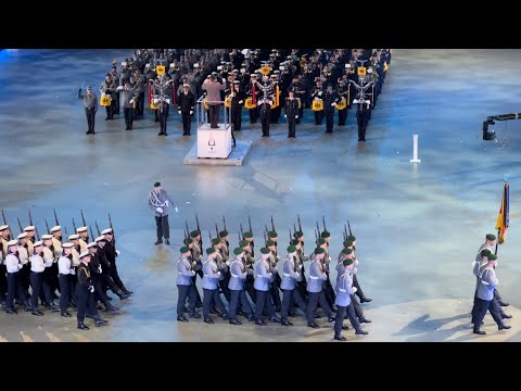 Anker gelichtet - Ausmarsch Wachbataillon Musikkorps Bundeswehr Military Tattoo 2022 Düsseldorf