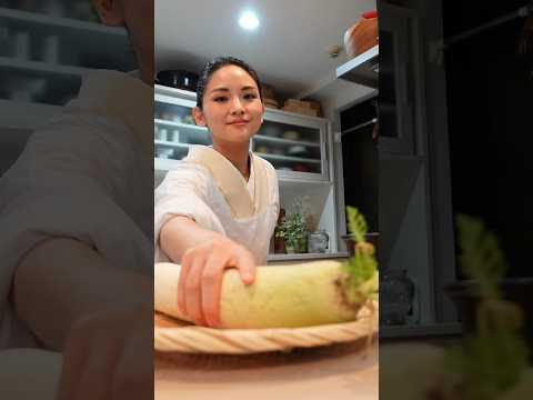 Japanese Grandma’s Method to Relieve Constipation