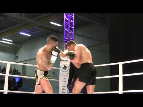 Max Baumert vs Danijel Solaja Kickmas 20.12.2014