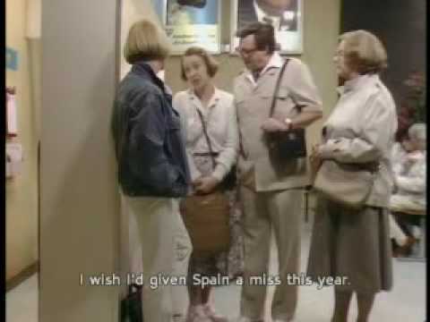 Victoria Wood - We'd Quite Like To Apologise Victoria Wood Presents
