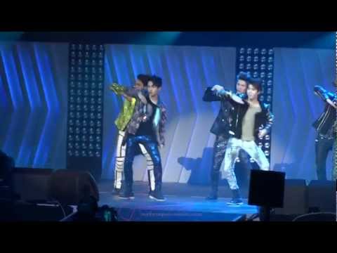 [FANCAM] 120520 EXO D.O. -  Rehearsal Mama + Talk @ SMTOWN LA 2012