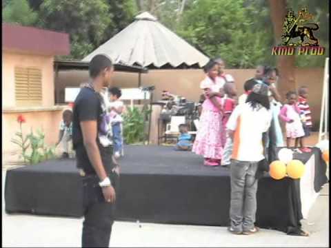 Prestation de Yang.P feat Ceyzay A.k.a Profecey