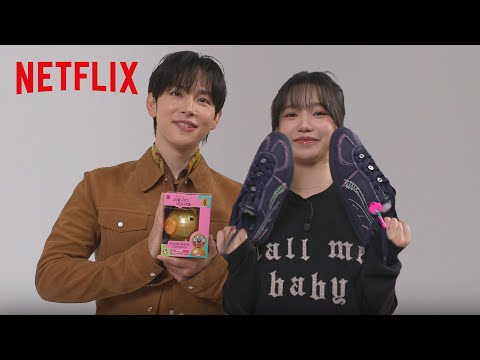 The Cast of Squid Game Play the Claw Machine | Netflix