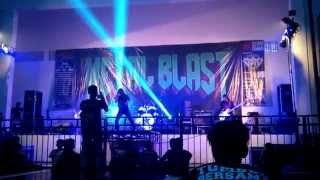 preview picture of video 'RIBOOM Nusantara - Tragedi at METAL BLAST Gedung Juang Jombang 7-12-2014'